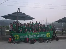 부발읍 새마을회, 새벽부터 팔 걷어붙였다. 30여 명 투입 대청소