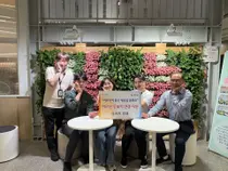 다비치안경 이천점, 새 단장 마친 중리동에 나눔 실천… 돋보기 6세트 지원