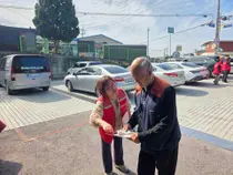 [이천시 대월면] 지역사회보장협의체, 복지사각지대 발굴 거리 캠페인 펼쳐