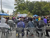 [이천시 신둔면] 「제1회 정개산 둘레길 한마음 걷기대회」 성황리 개최… 주민 300여 명 참여