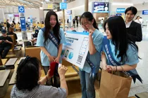 외교부, 인천공항서 '해외안전여행' 캠페인… 상반기 출국자만 1497만명 돌파