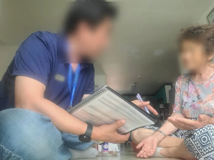 남부권 전담 방문간호사를 채용·배치해 장호원읍·설성면·율면을 전담하는 방문건강관리 체계를 마련하면서, 전국적으로 폭염특보가 이어지는 가운데 온열질환 예방과 건강 보호를 위한 남부권 현장 중심 건강관리도 한층 활발해지고 있다. = 이천시청 제공