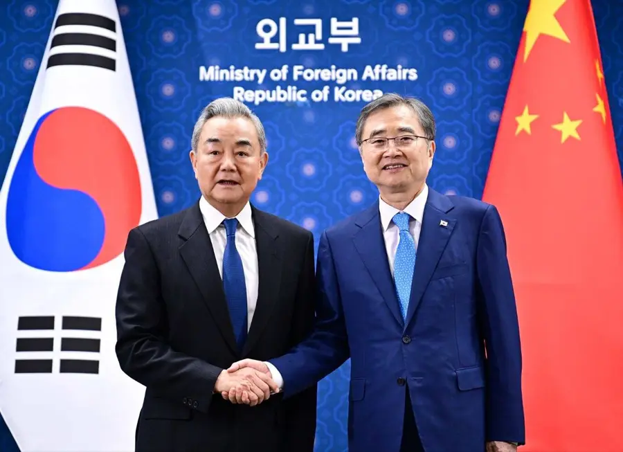 외교부 제공 조현 외교부 장관과 왕이 중국 외교부장 회담 모습